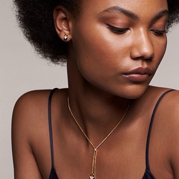 Mercer Necklace and Studs - Picture 3 of 9